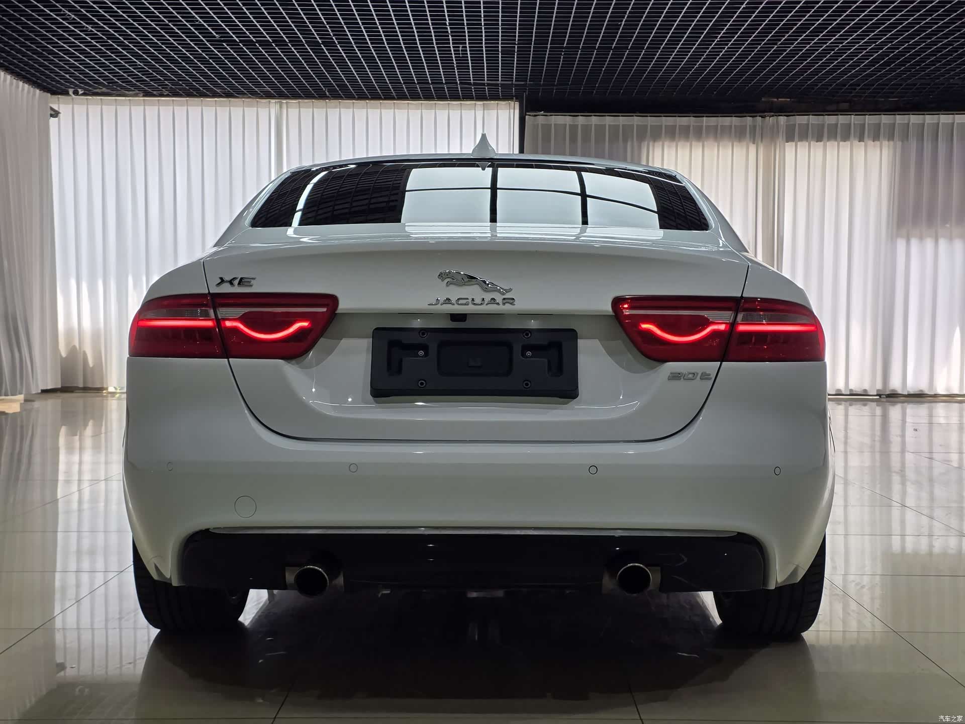 Land Rover XEL, 2018 все фото