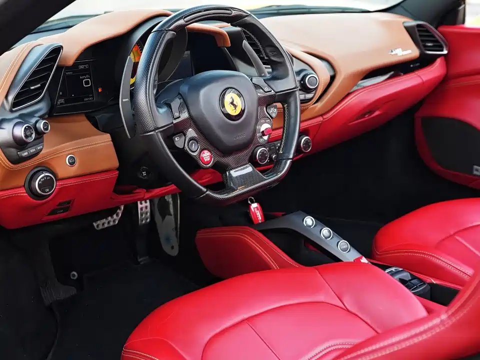 Ferrari 488