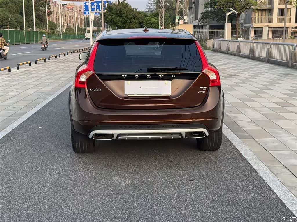 Volvo V60, 2018 25