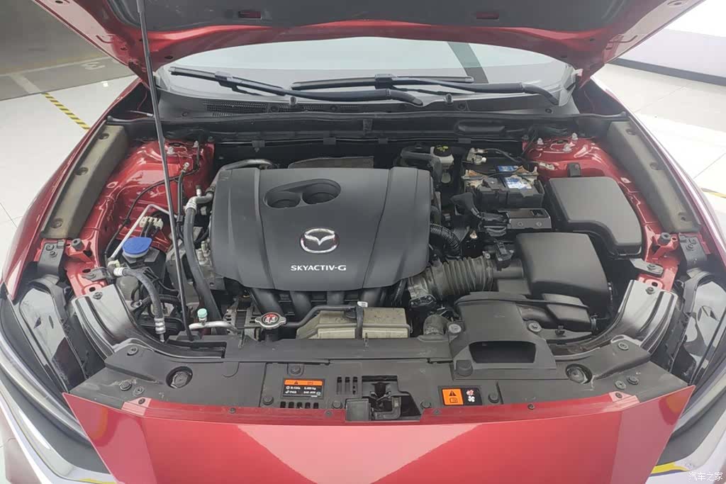 Mazda CX-4, 2022 10