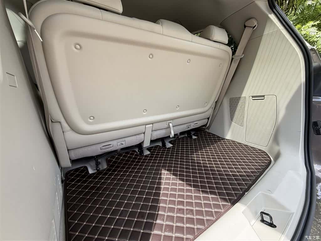 Buick GL8, 2023 4