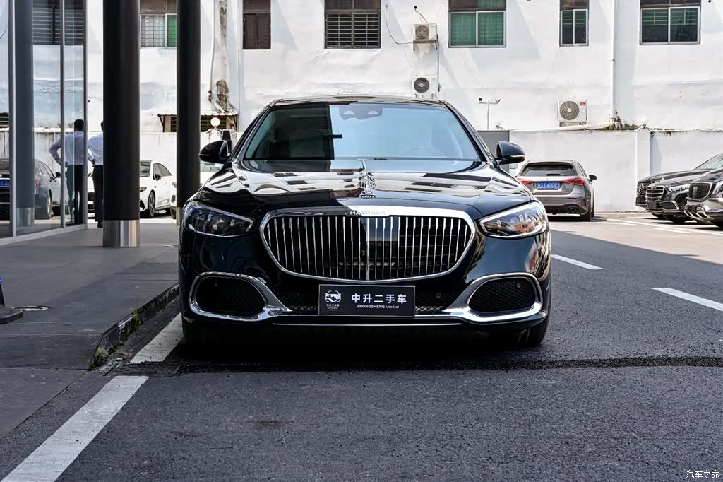 Maybach S-Class, 2024 2