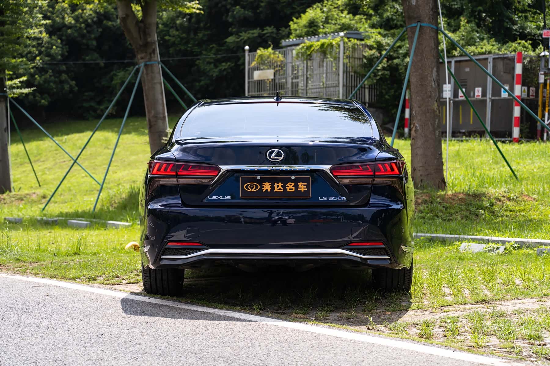Lexus LS, 2021 все фото