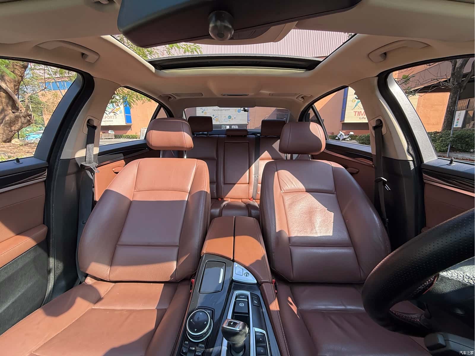 BMW 5 Series, 2015 11
