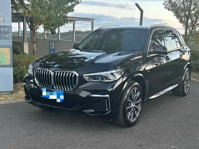 BMW X5 2022 — купить из Китая под заказ