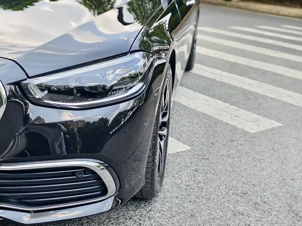 Mercedes-Benz S-class Mercedes-Benz S-class