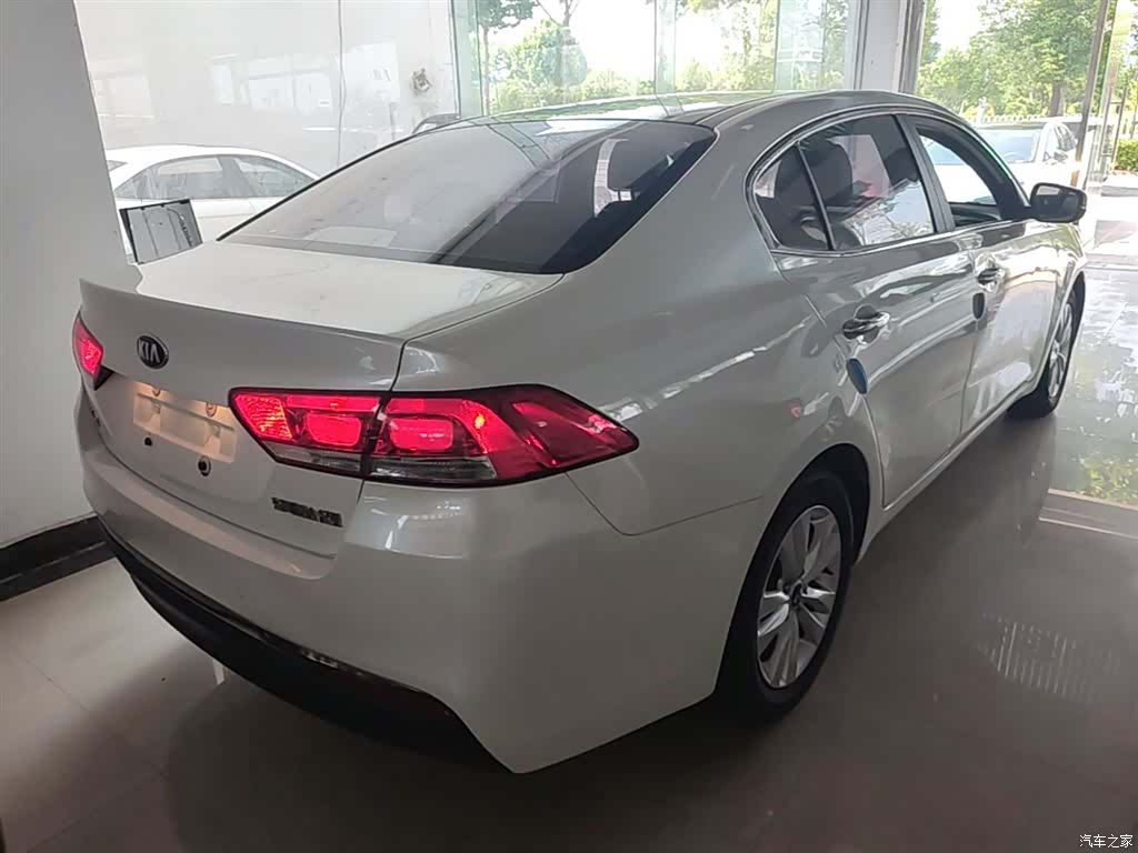 Kia K4, 2015 7