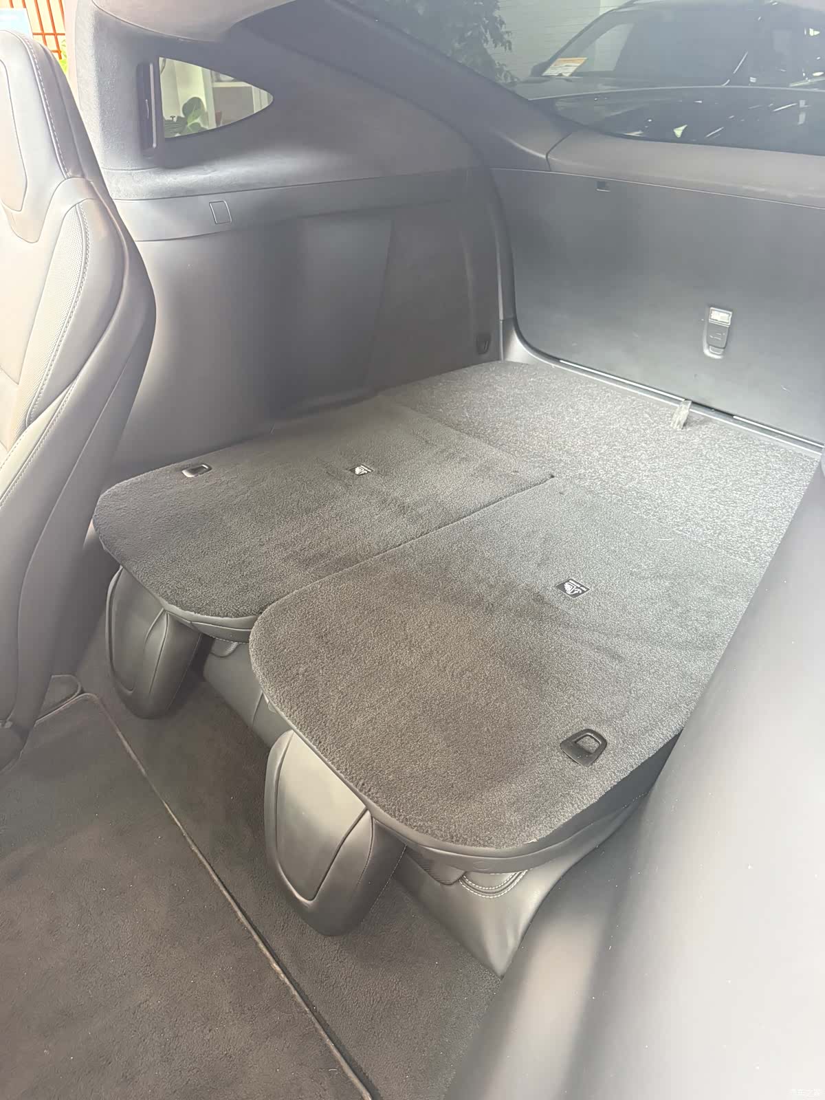 Tesla Model X, 2019 12