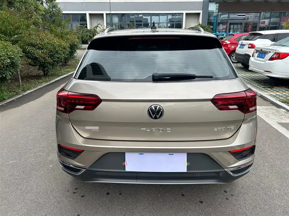 Volkswagen T-ROC exploring Songs