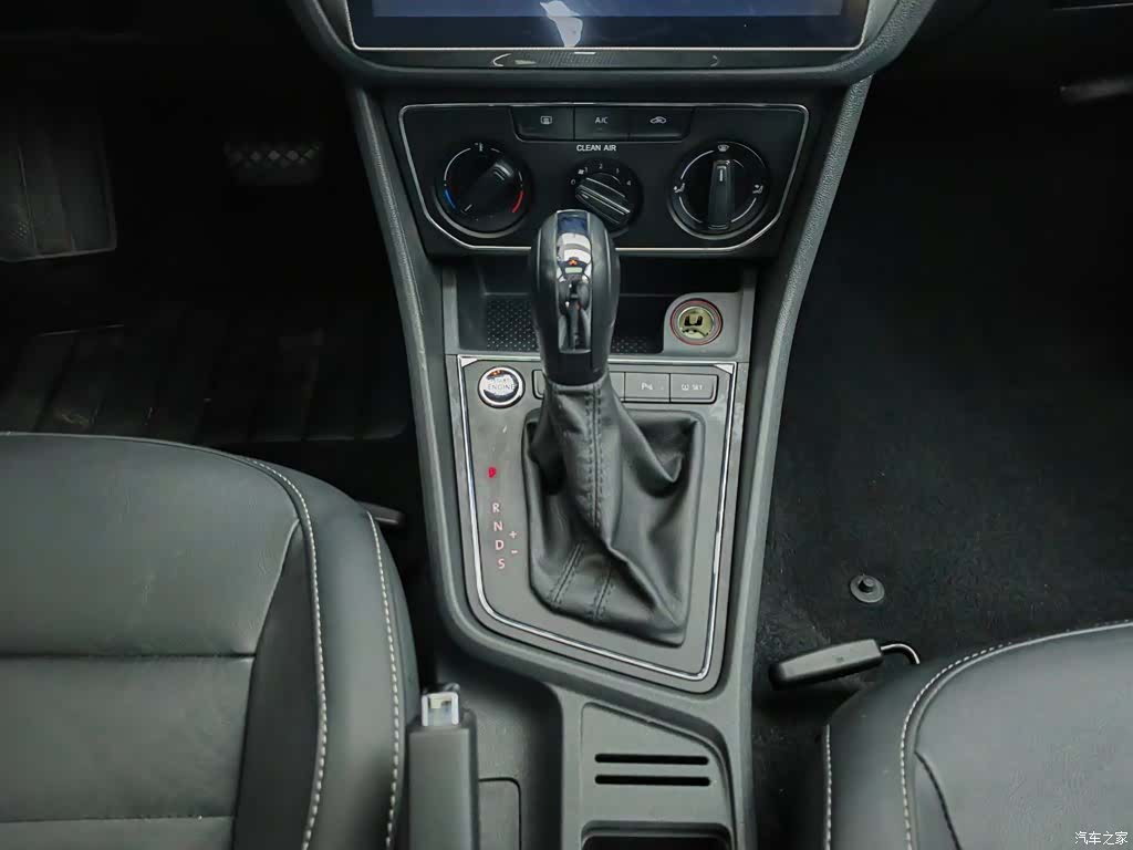 Volkswagen Lavida, 2017 13