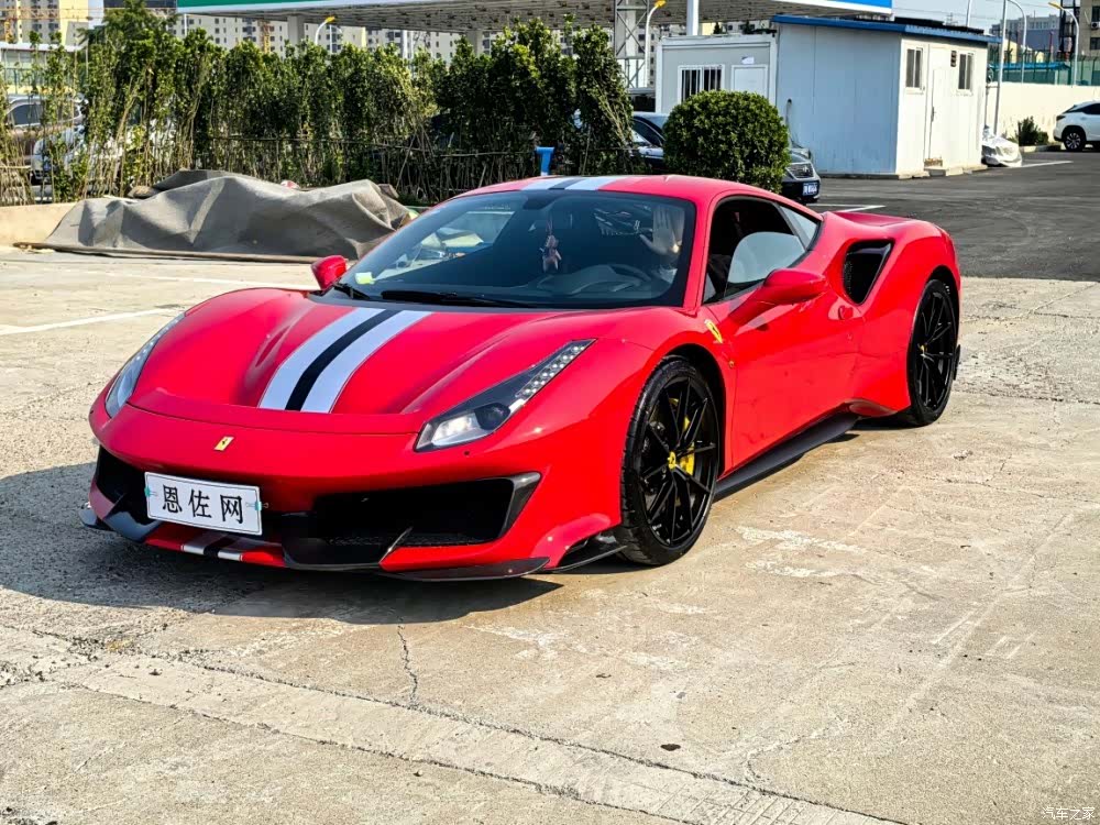 Ferrari 488, 2019 1
