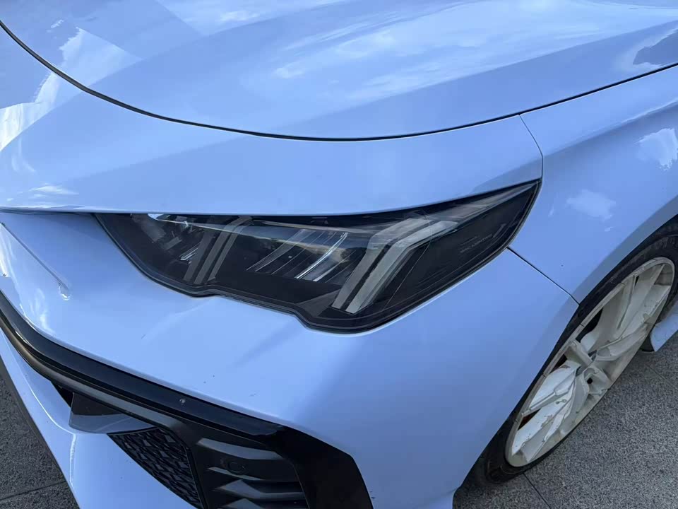 Trumpchi Shadow Leopard