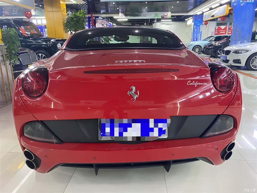 Ferrari California, 2013 4
