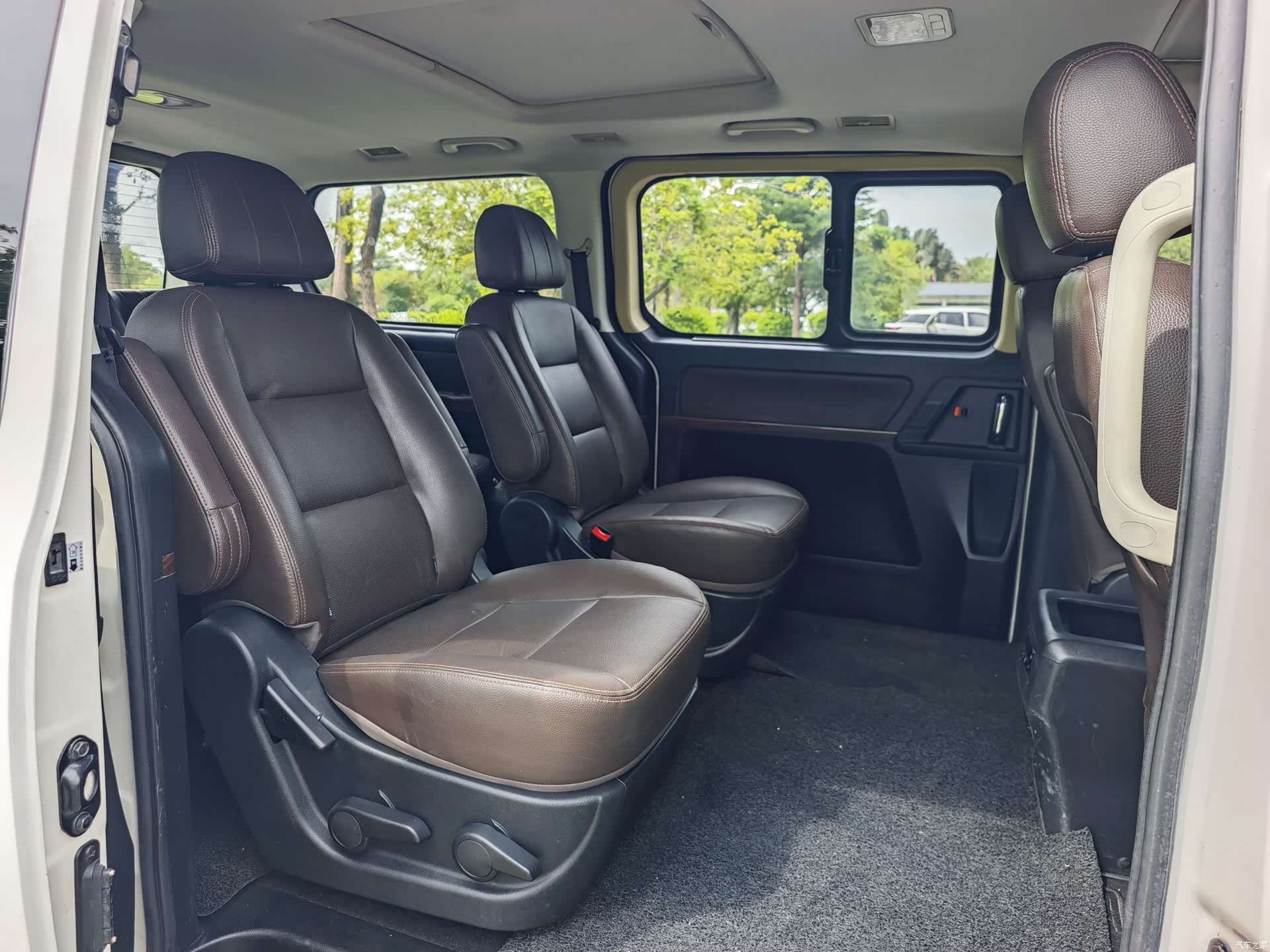 DongFeng CM7, 2018 16