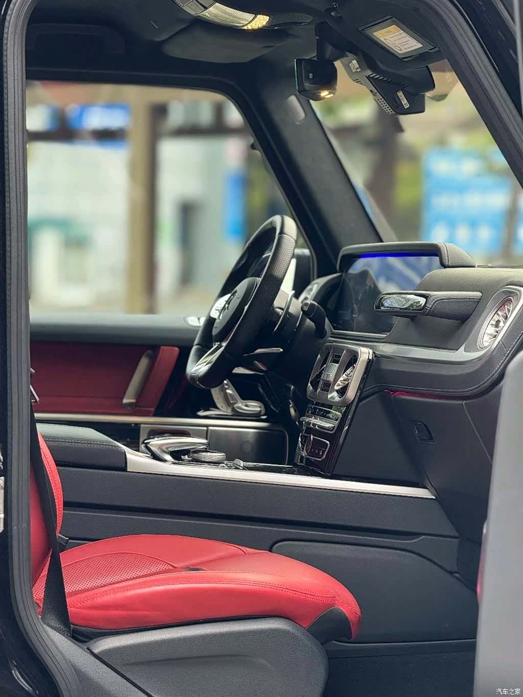 Mercedes-Benz G-Class, 2024 10
