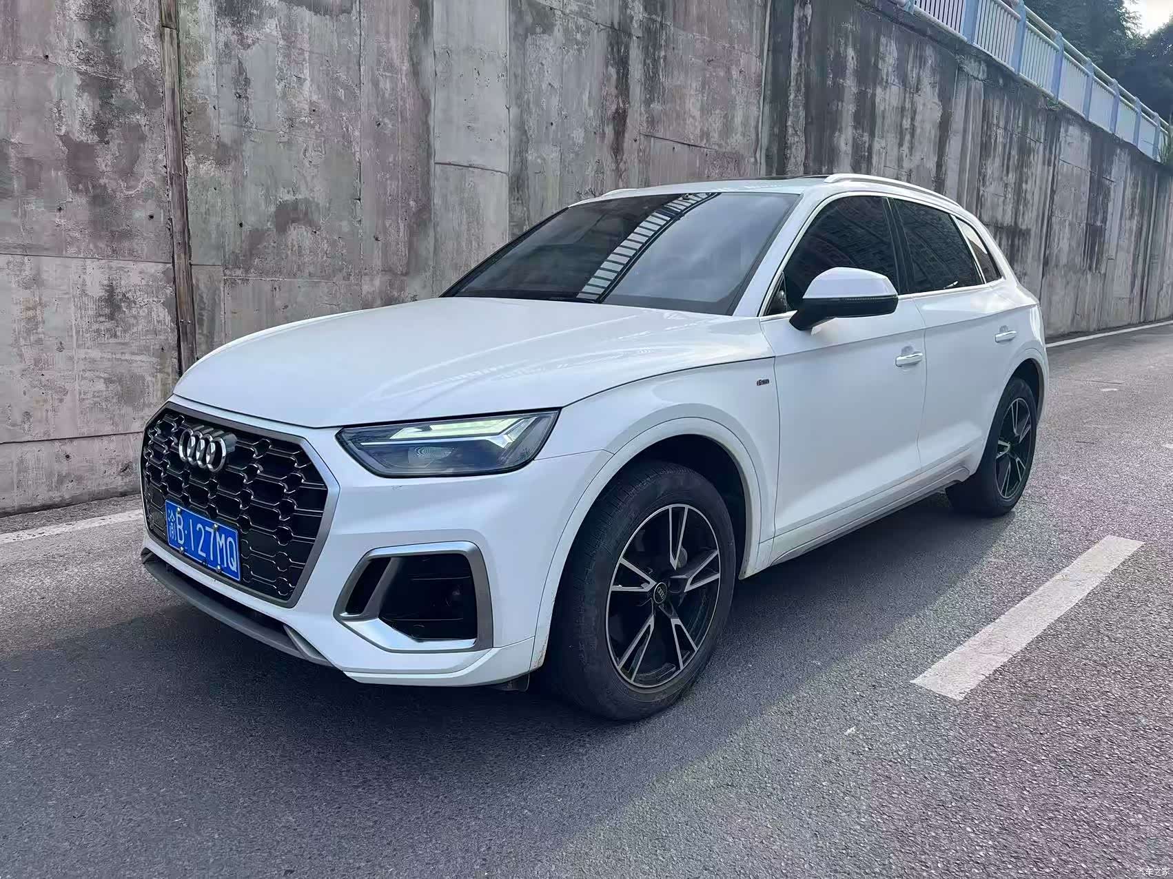 Audi Q5L, 2022 1