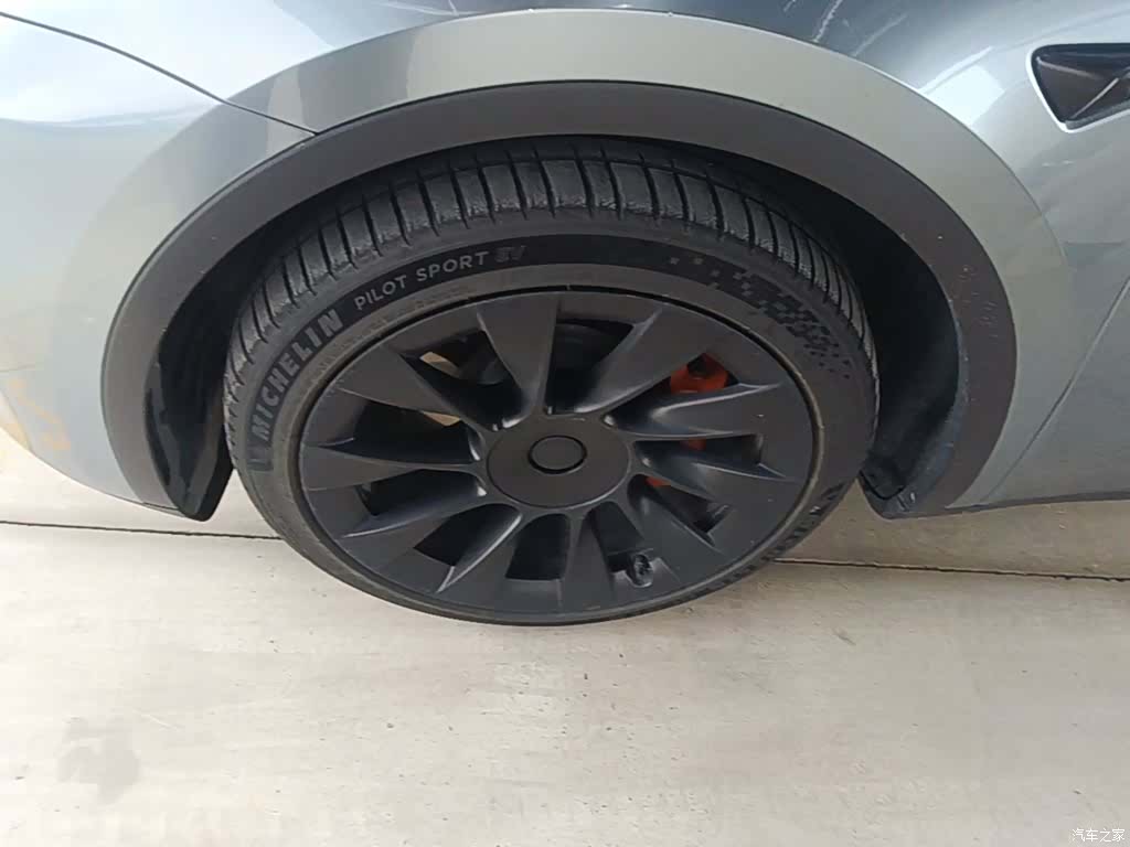 Tesla Model Y, 2021 23