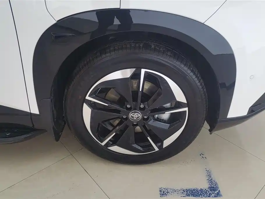 Toyota Platinum Wisdom 3X