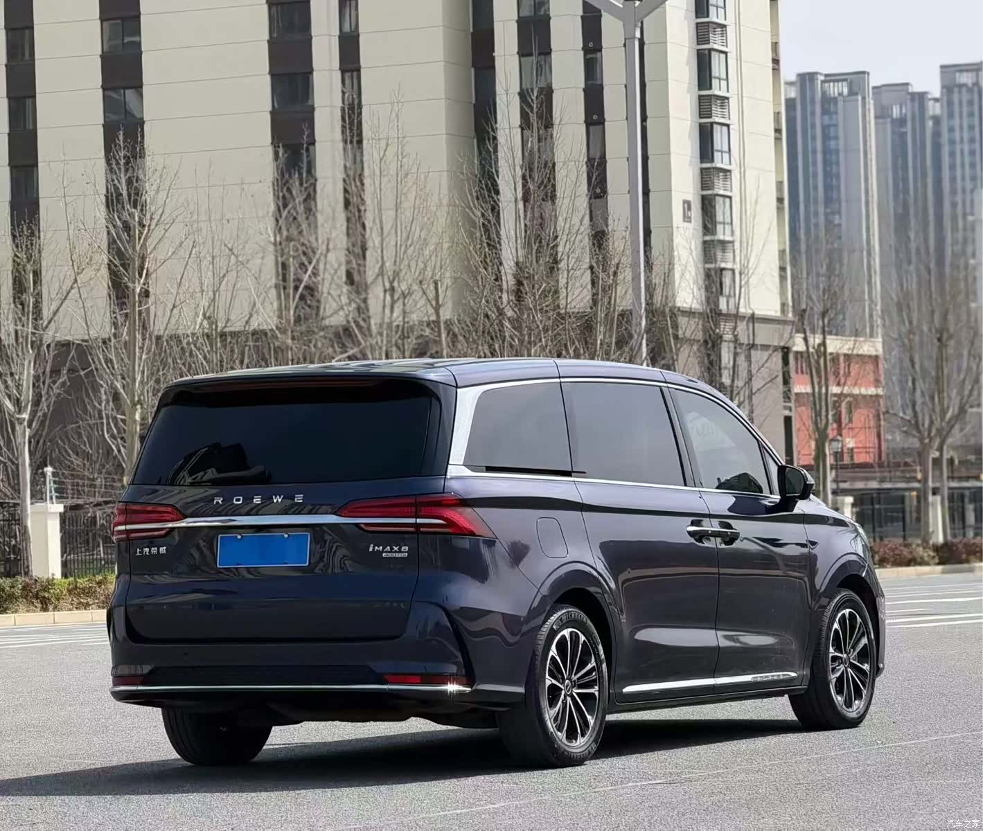 Roewe iMAX8, 2021 7
