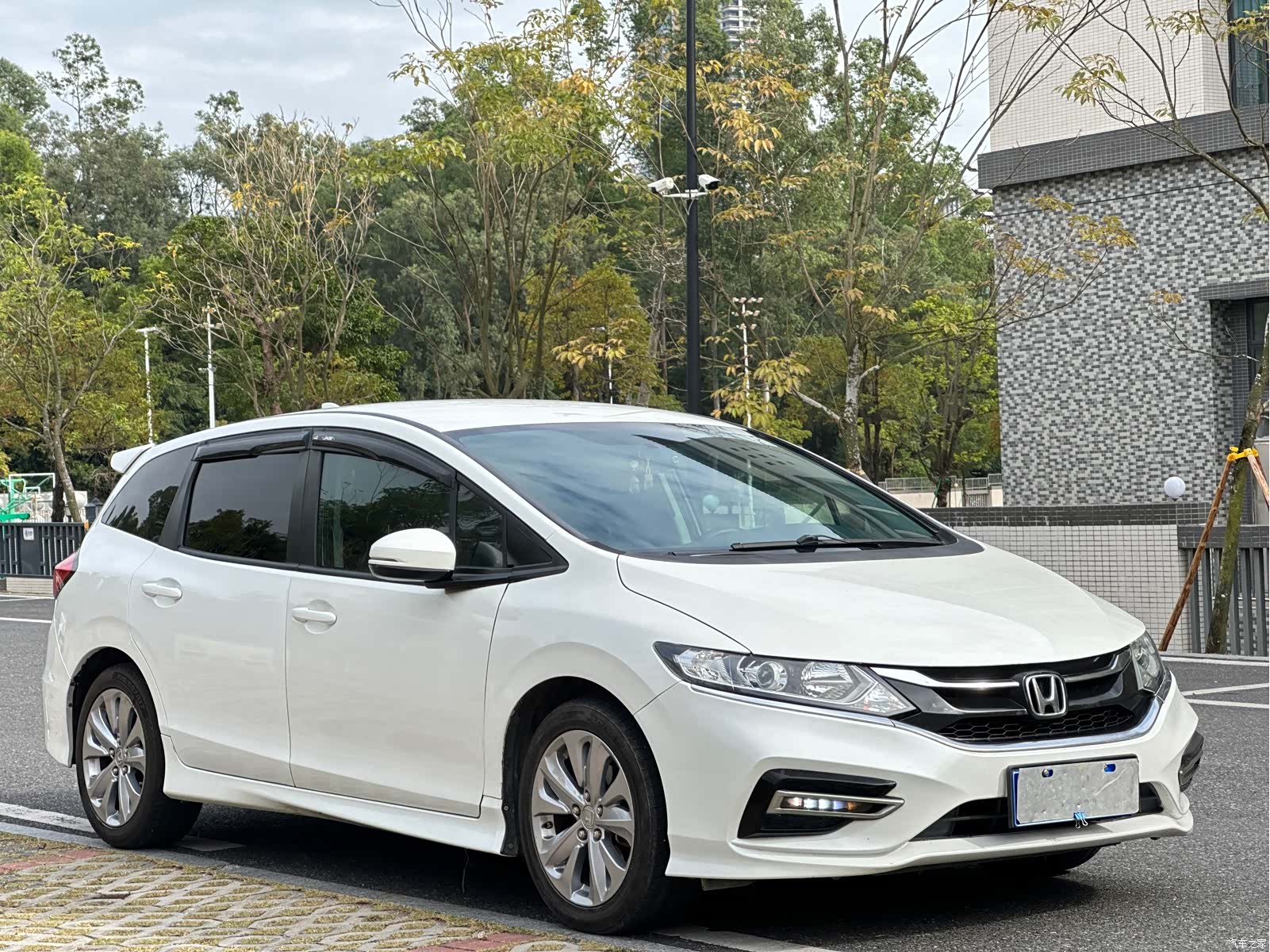 Honda Jade, 2017 3