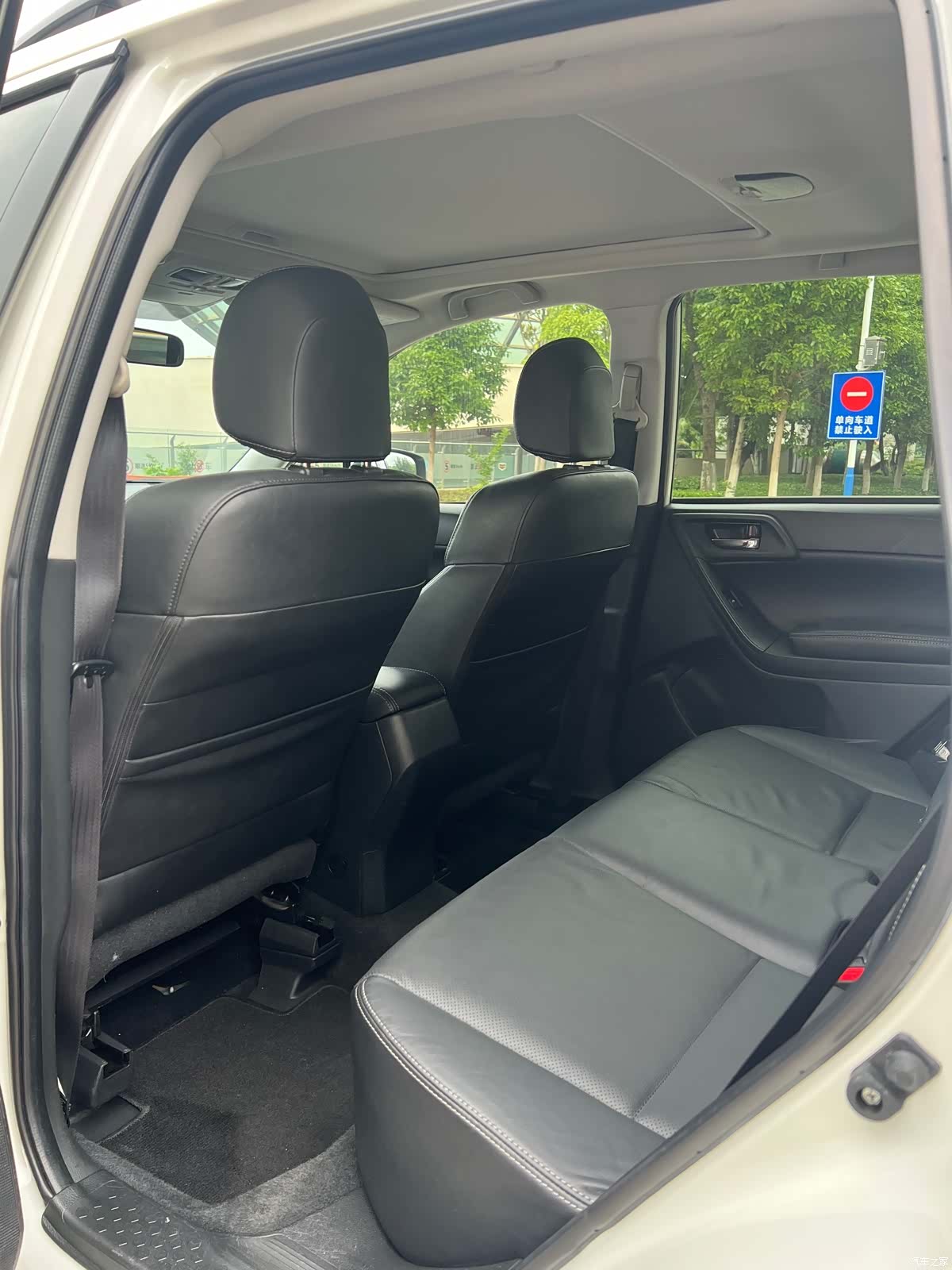 Subaru Forester, 2014 все фото