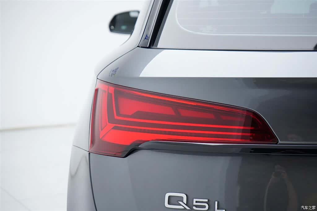 Audi Q5L, 2022 20