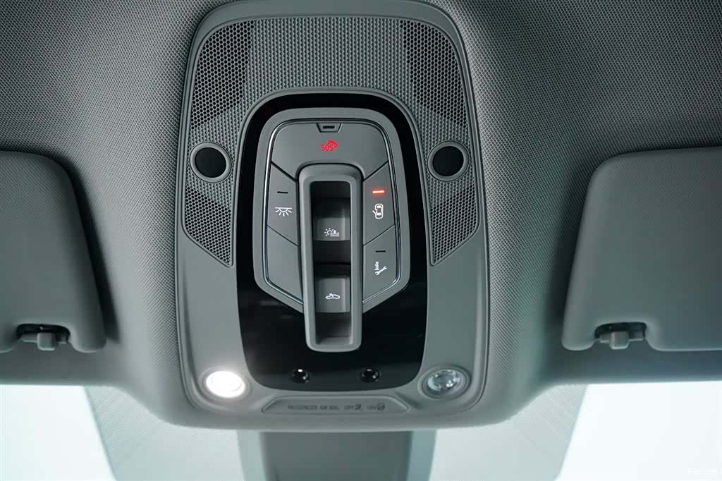Audi Q5L, 2022 27