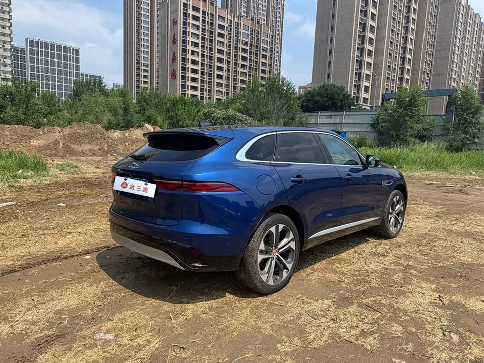 Jaguar F-PACE