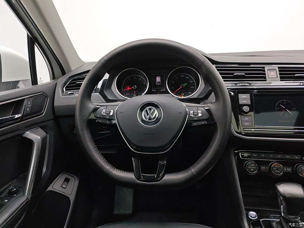 Volkswagen Tiguan L, 2019 11