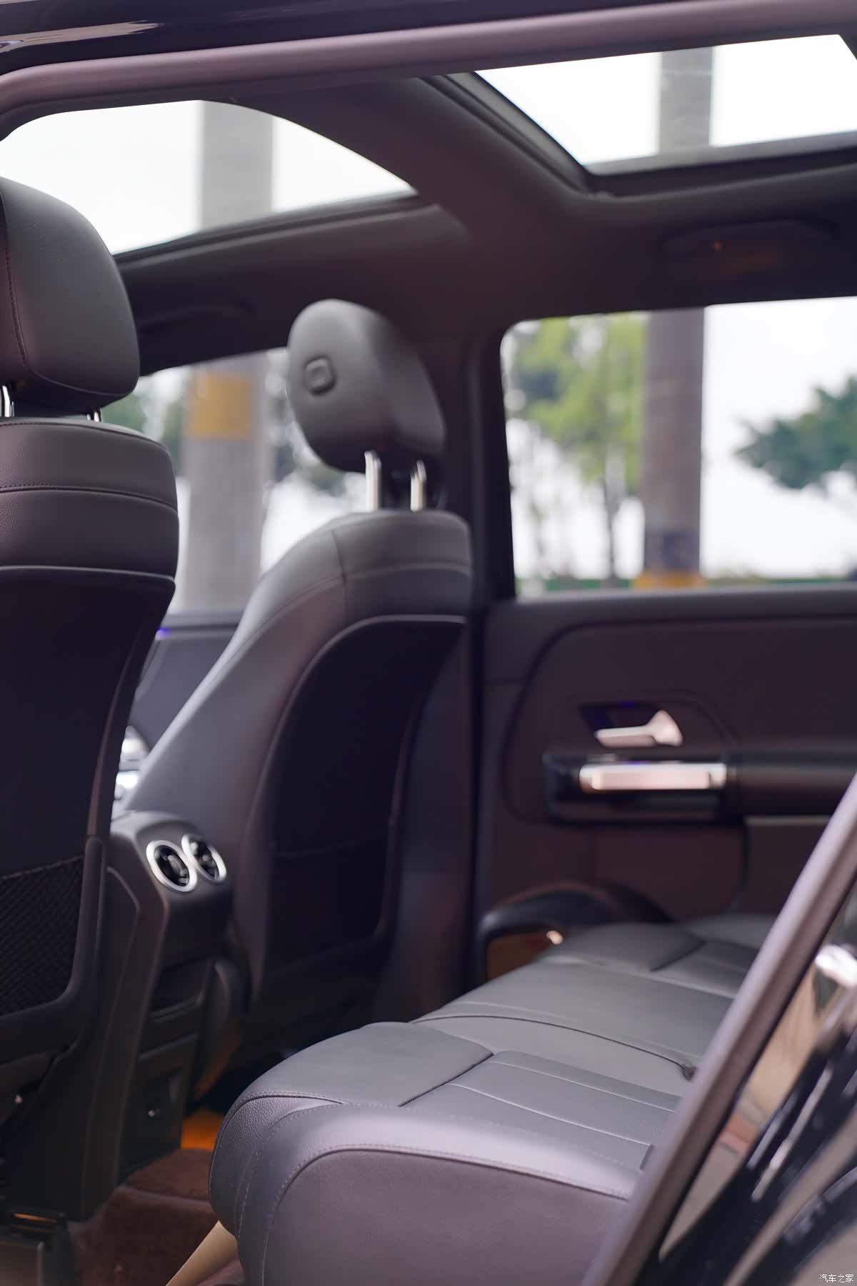 Mercedes-Benz GLB, 2021 15