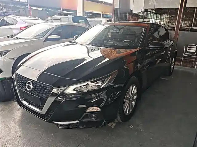 Nissan Altima 2020 — купить из Китая под заказ