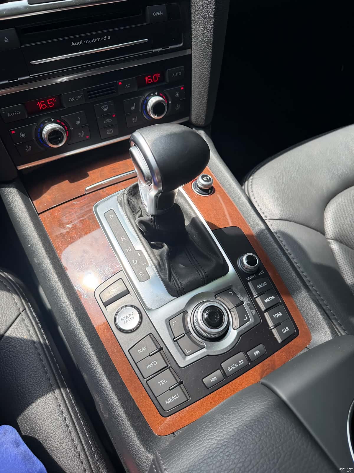 Audi Q7, 2012 12
