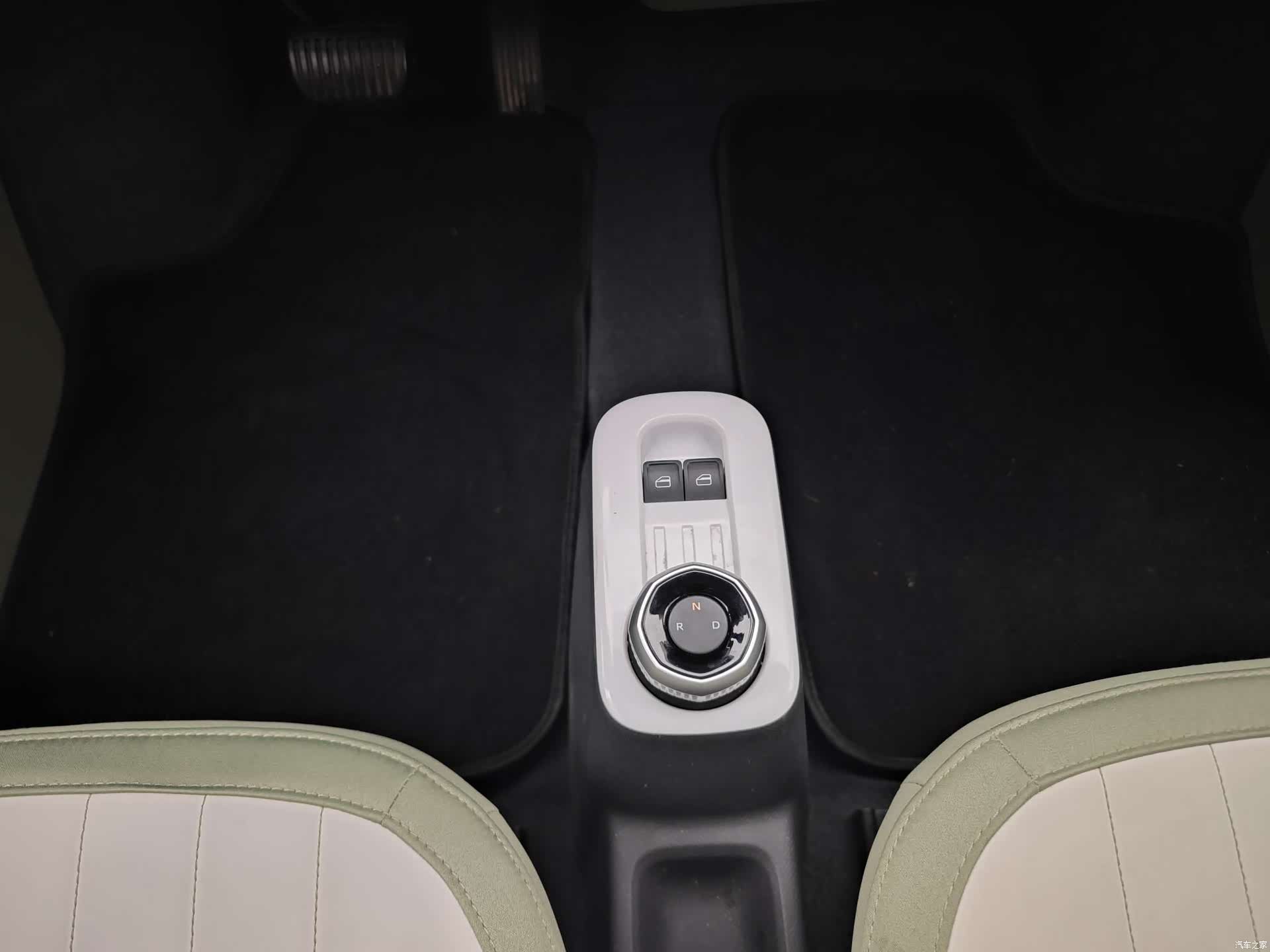 Geely Panda, 2025 11
