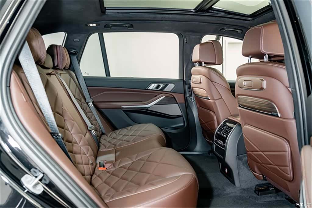 BMW X5, 2026 21
