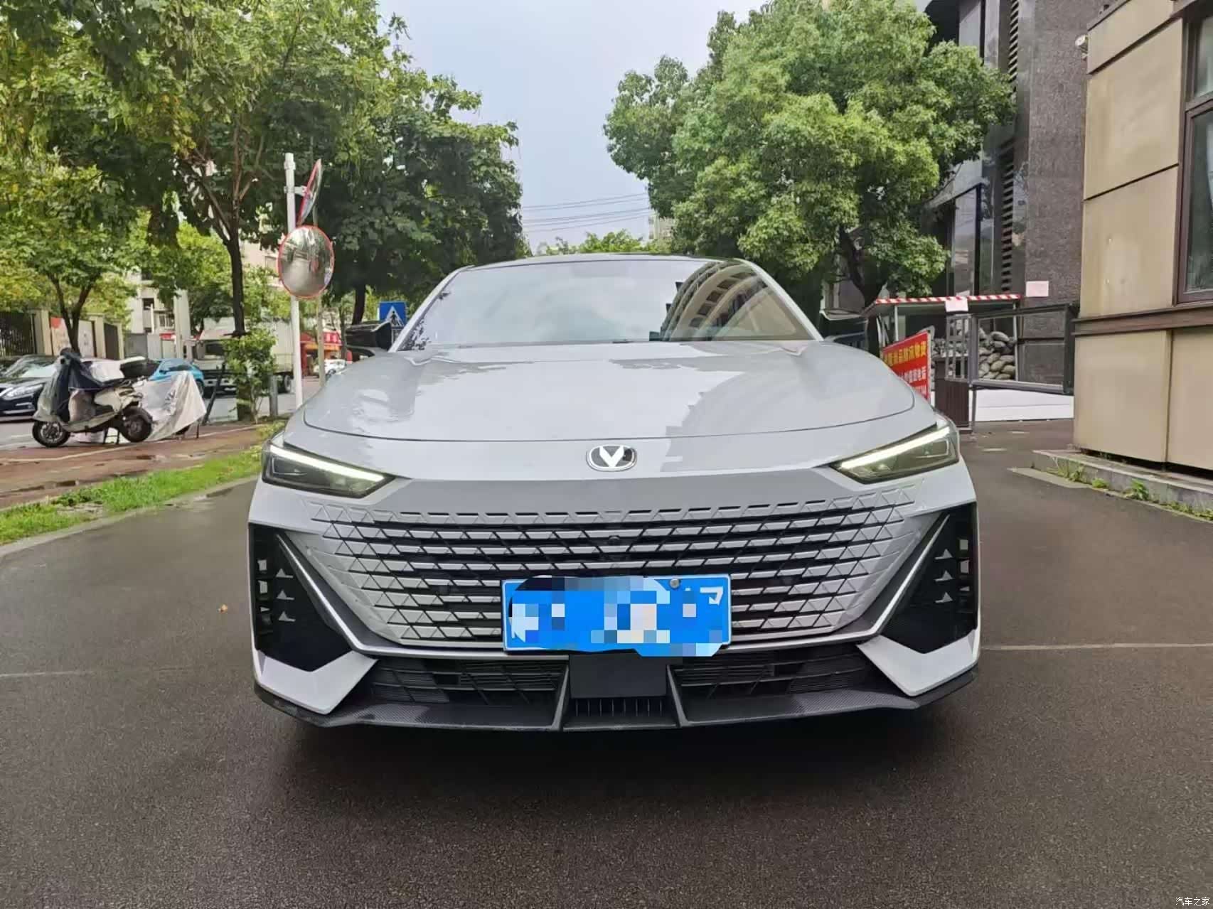 Changan UNI-V, 2022 3