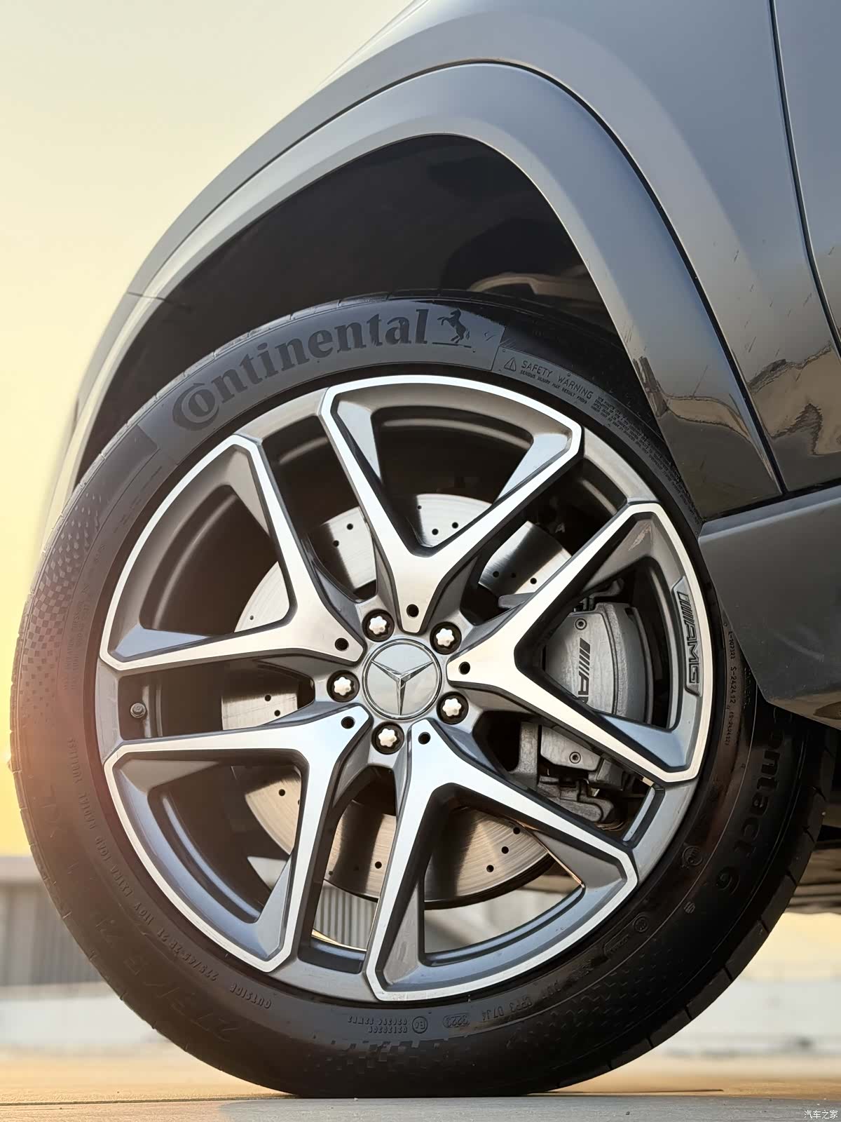 Mercedes-Benz GLE, 2025 14