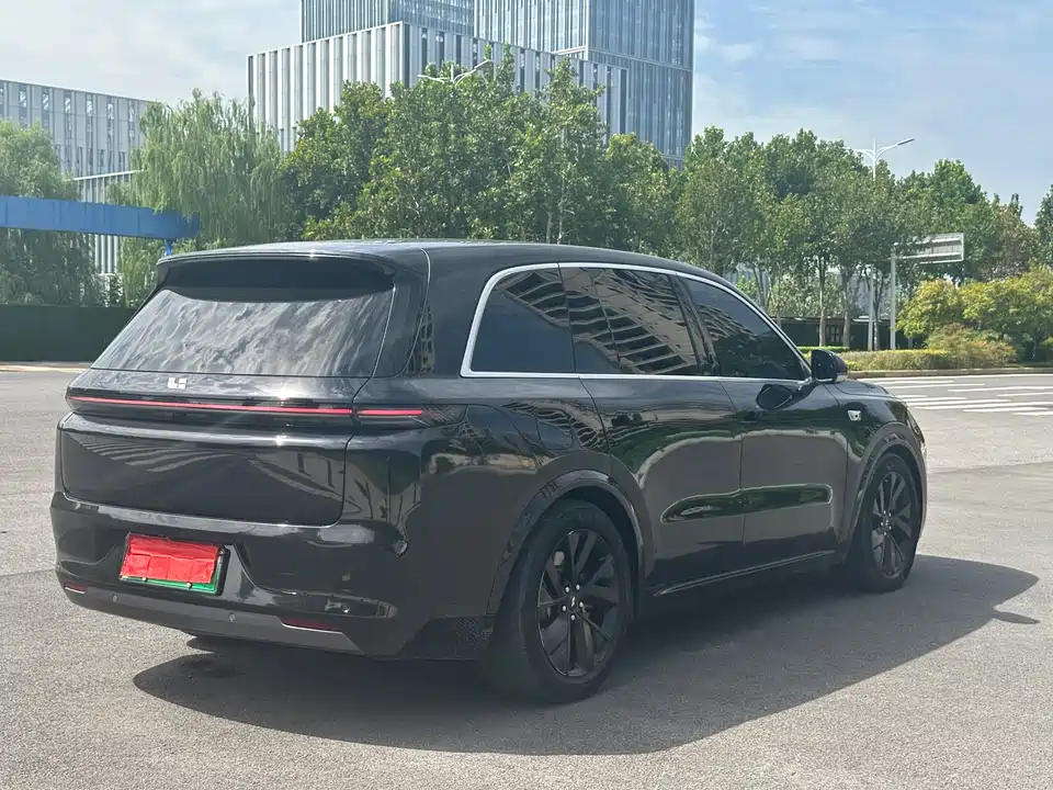 Li Auto Ideal L8