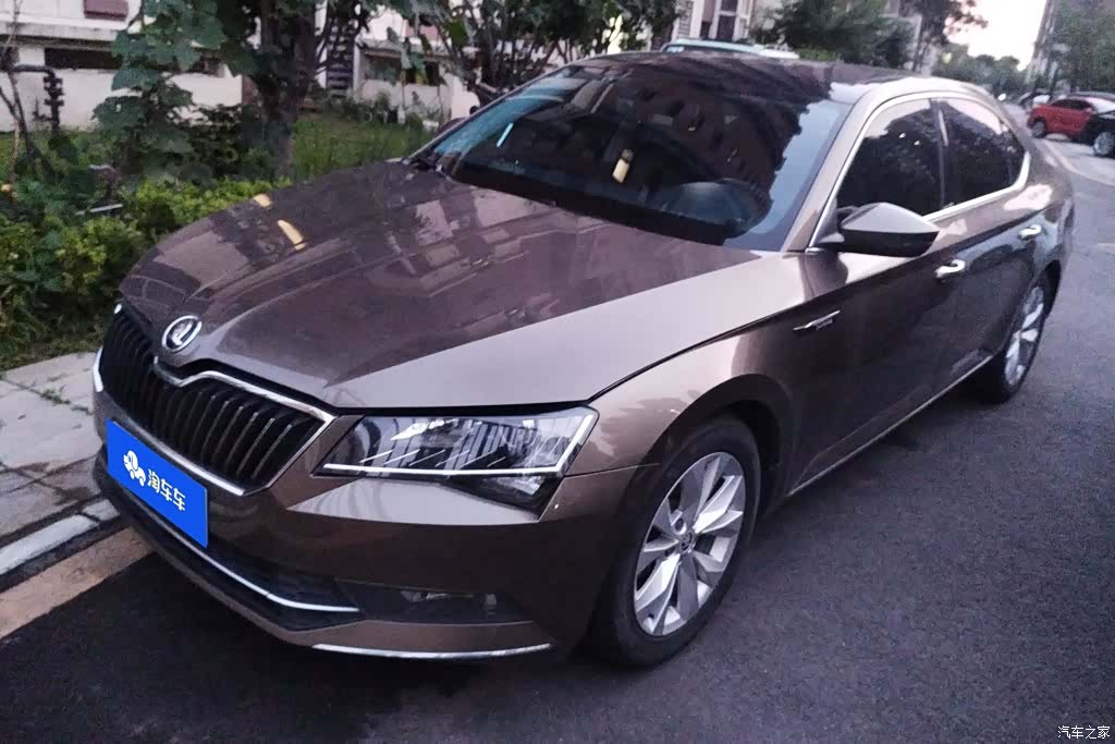 Skoda Superb, 2018 1