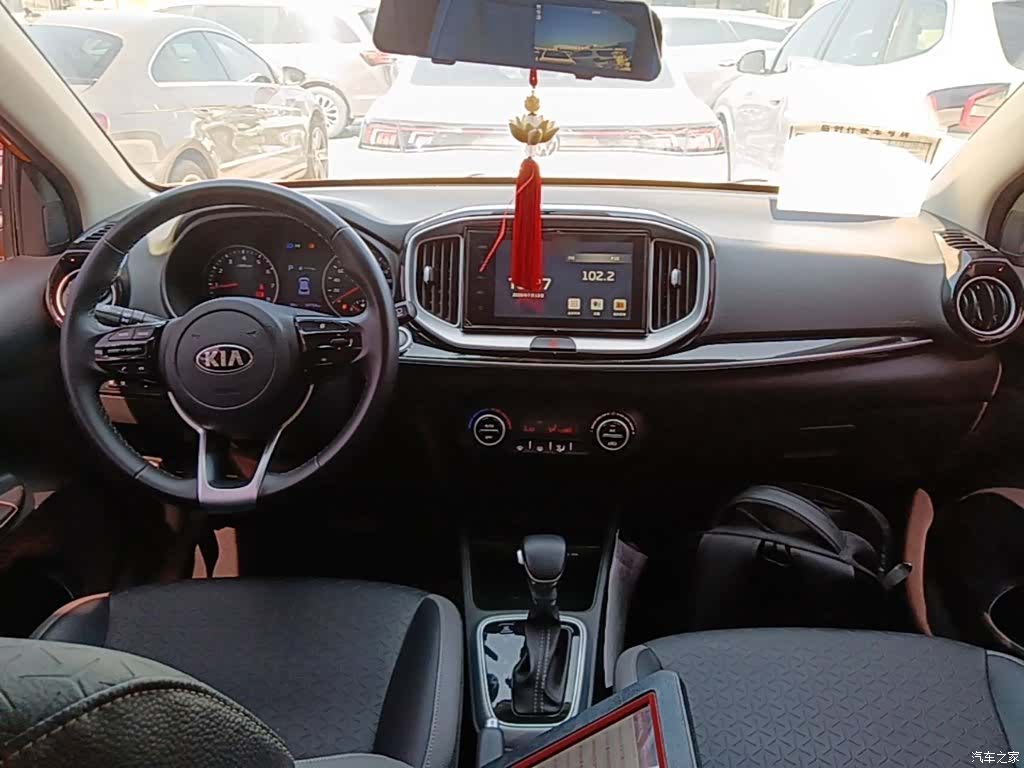 Kia KX1, 2019 10