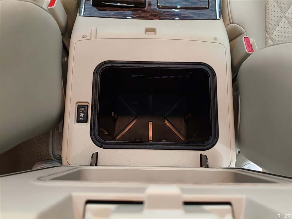Nissan Patrol, 2019 12