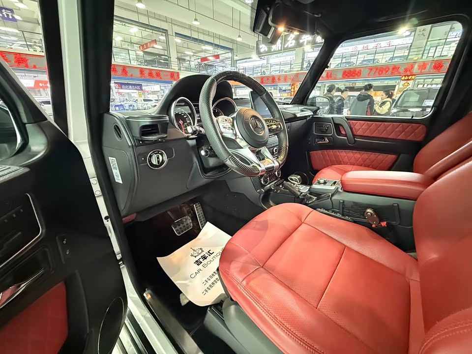 Mercedes-Benz G-class