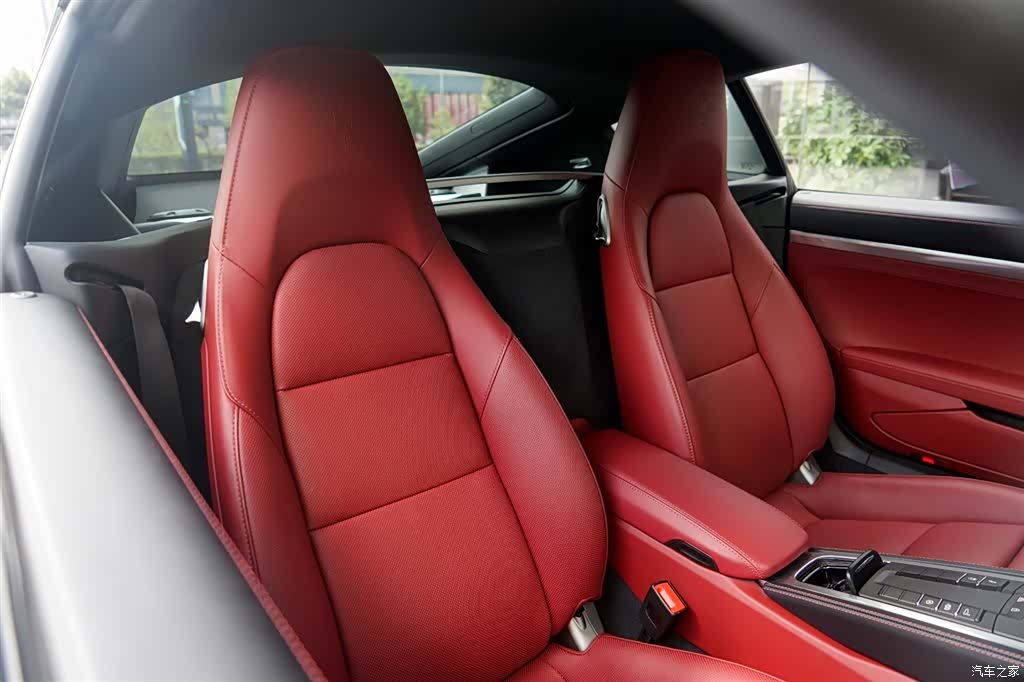 Porsche Cayman, 2025 20