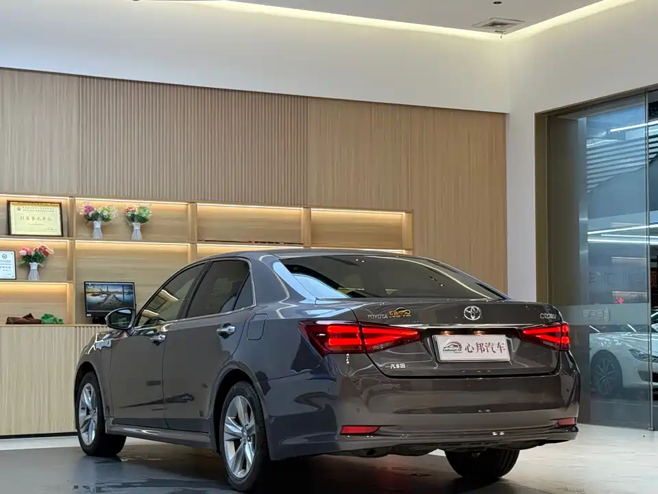 Toyota crown Toyota crown