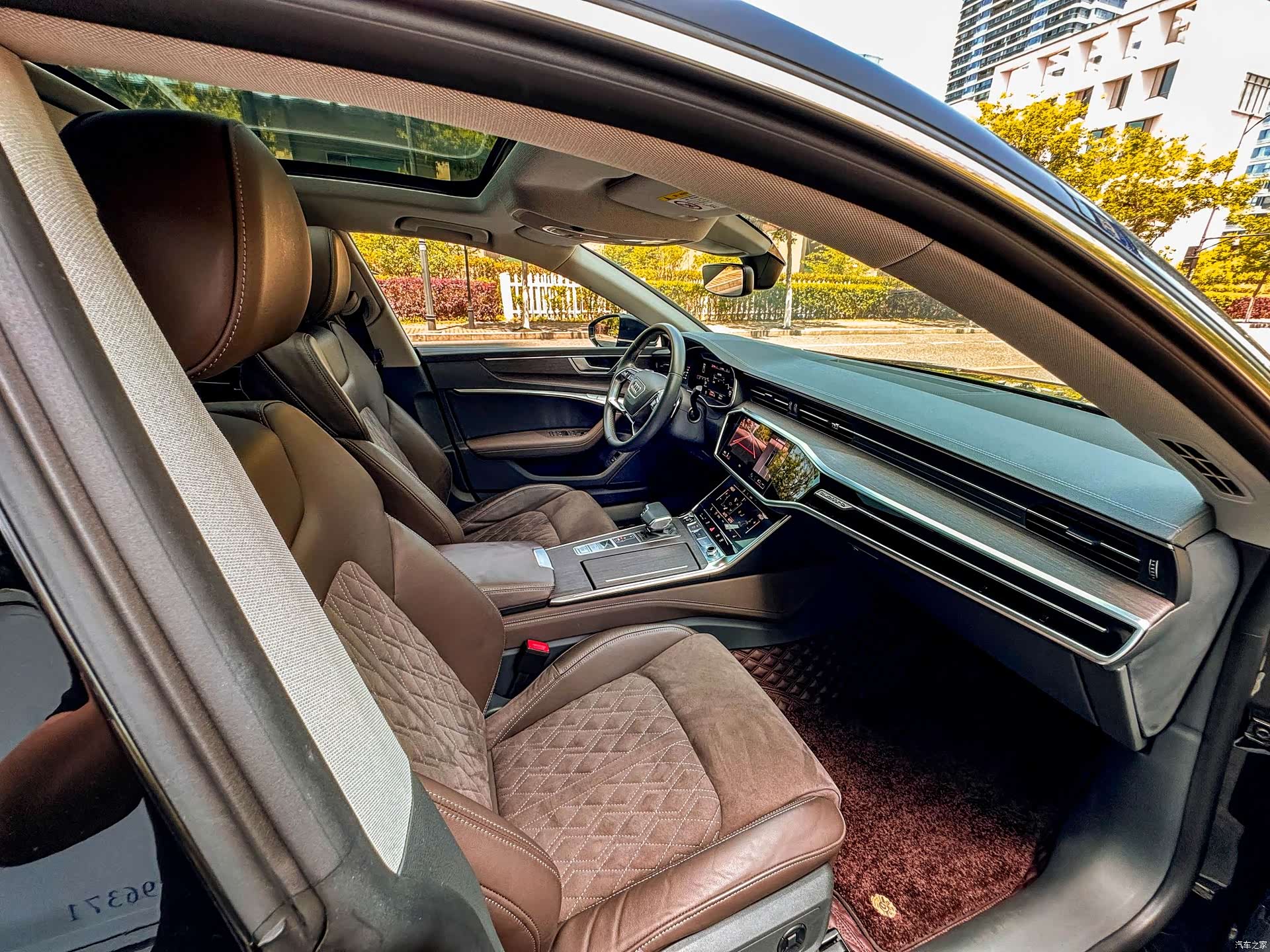 Audi A7L, 2023 8
