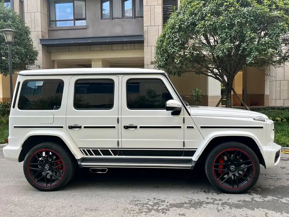 Mercedes-Benz G-class