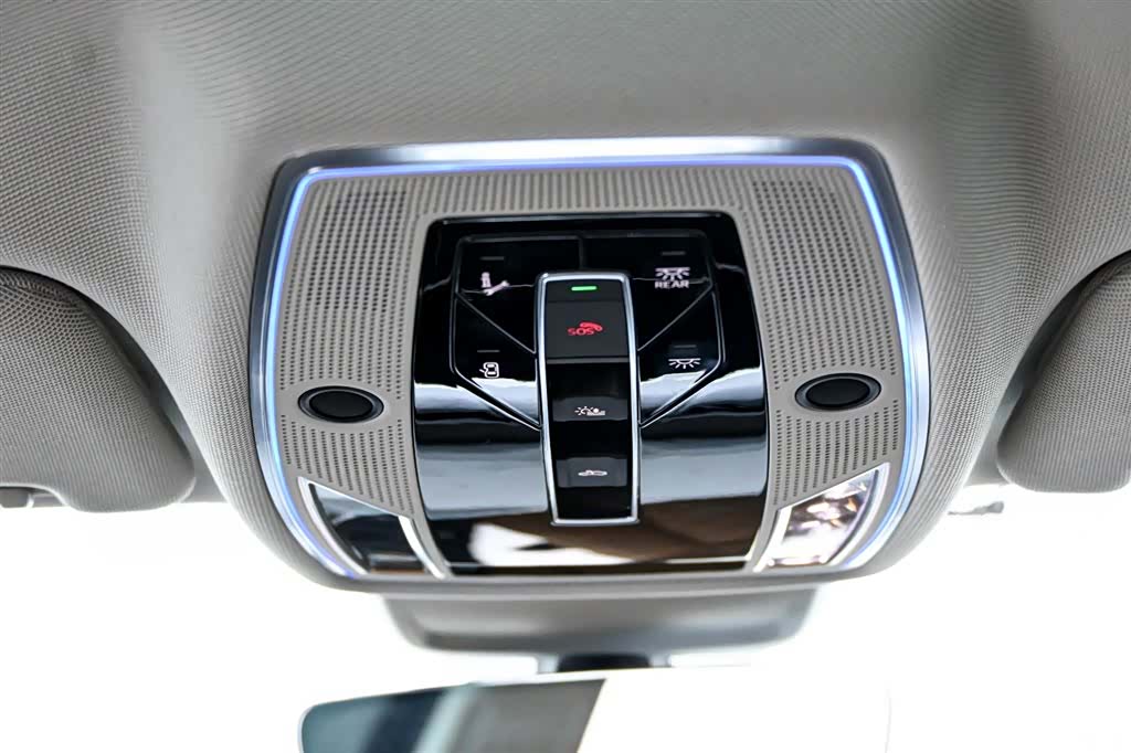 Audi A8L, 2024 36