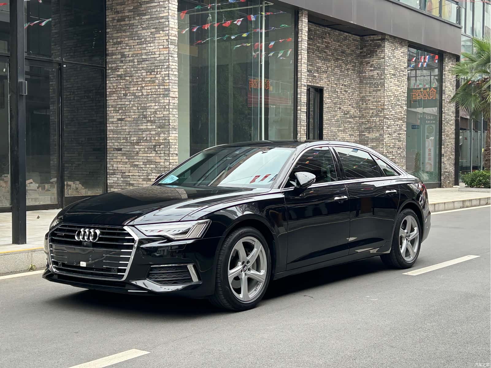 Audi A6L, 2019 1