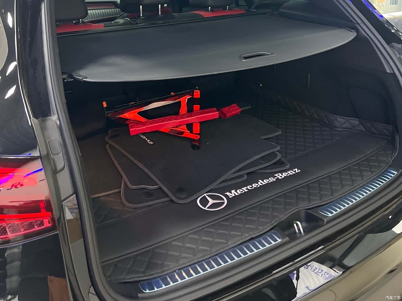Mercedes-Benz GLC, 2024 13
