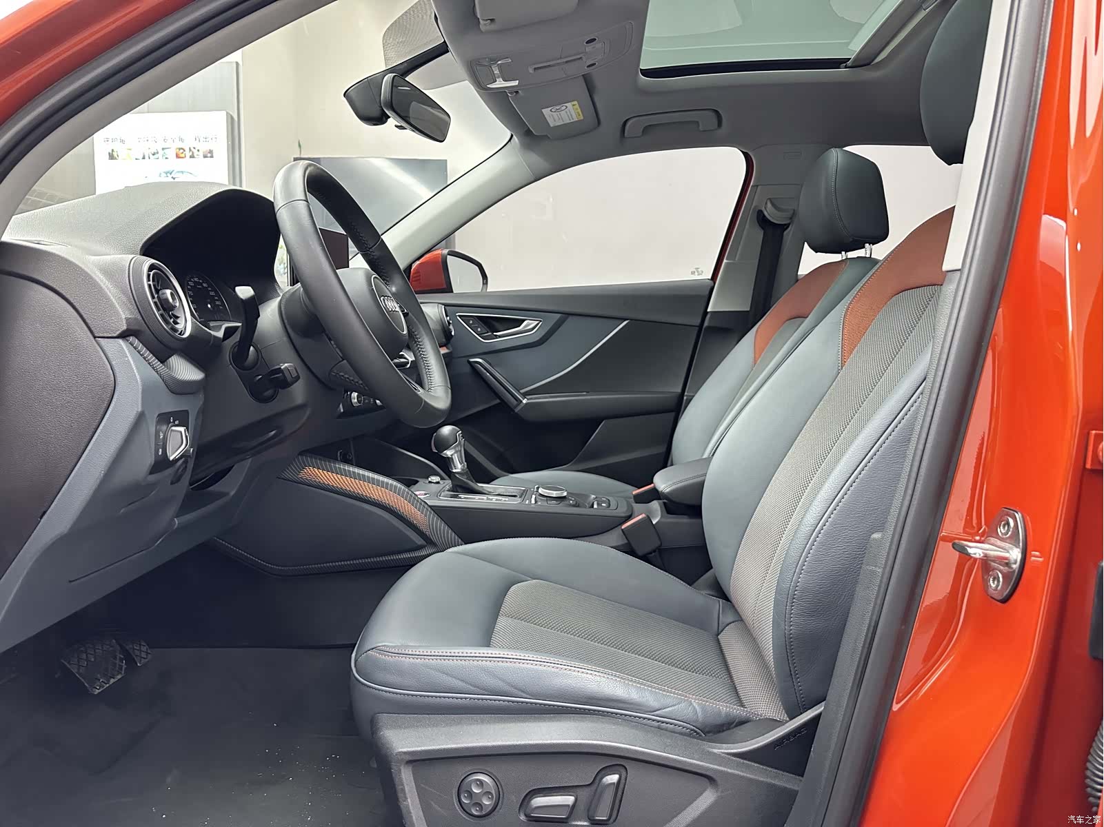 Audi Q2L, 2019 10