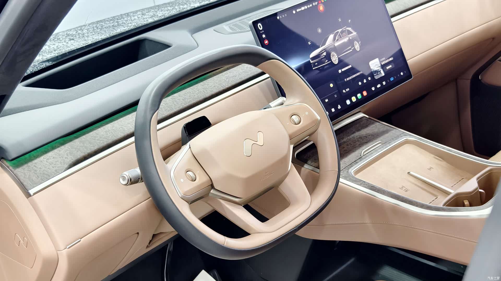 NIO L90, 2025 7